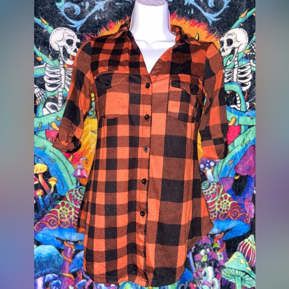 Cute plaid blouse